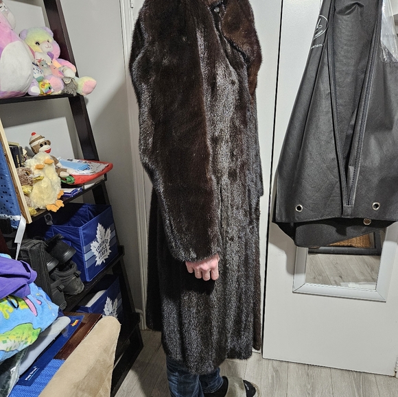 GENUINE MINK Sable colour men's 3/4 length mint condition. - Picture 9 of 10